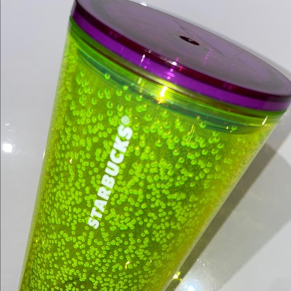 Starbucks Limited Edition 2023 Summer Neon Yellow Lime Bubbleseed Tumbler - Picture 4 of 8